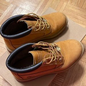 Timberland - WOMEN'S NELLIE WATERPROOF CHUKKA BOOTS